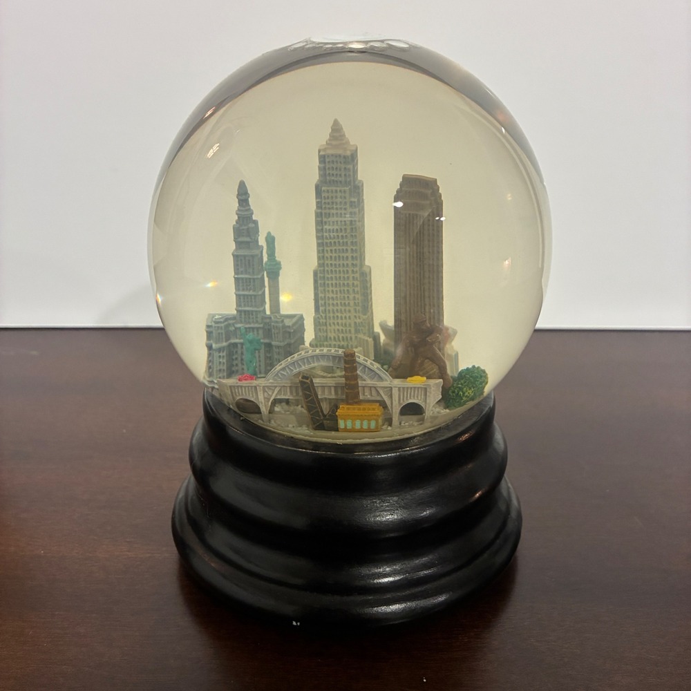 Vintage Saks Fifth Avenue Cleveland Skyline Musical Snow Globe Three Jays Import